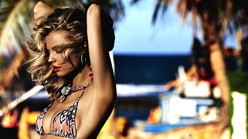 The Oxybenzone-Free Sunscreen Guide: The 6 Safest (and chicest!) SPFs